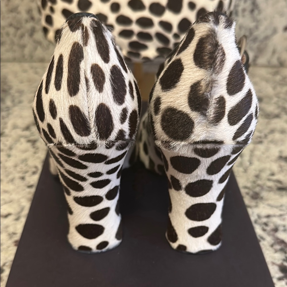 Prada Mary Jane Pony - Picture 6 of 8